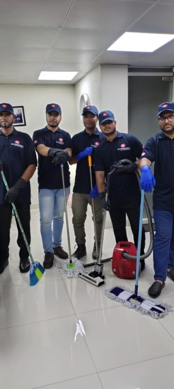 Guru Cleaning Experts group photo