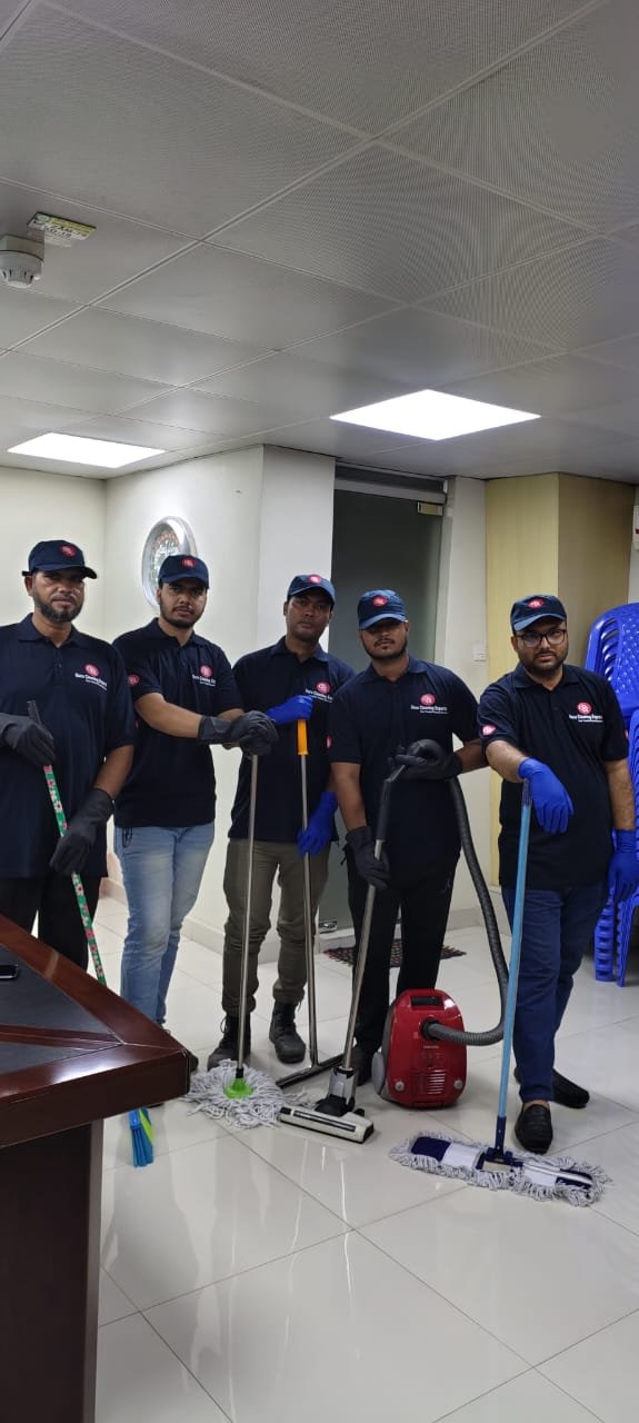 Guru Cleaning Experts group photo