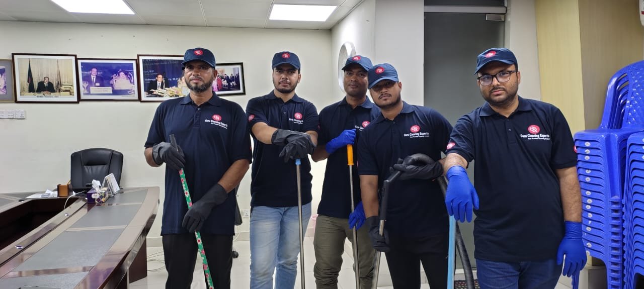 Guru Cleaning Experts group photo