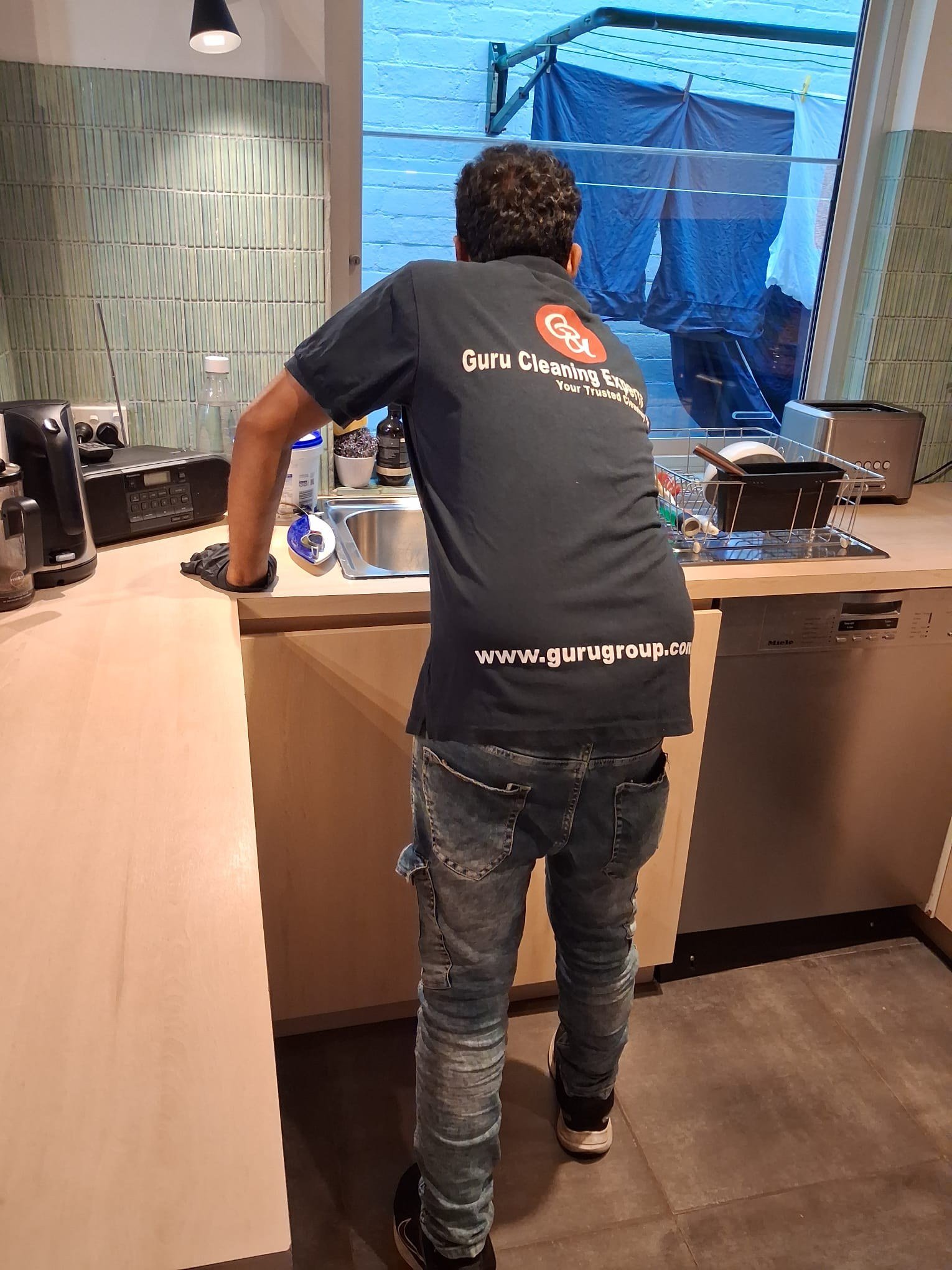 Range Cooker Cleaning